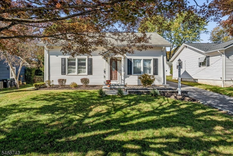 609 E Prospect St, Hackettstown Town