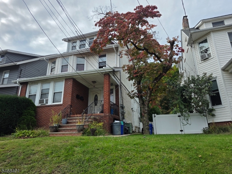 224 Berkeley Ave, Bloomfield Twp.