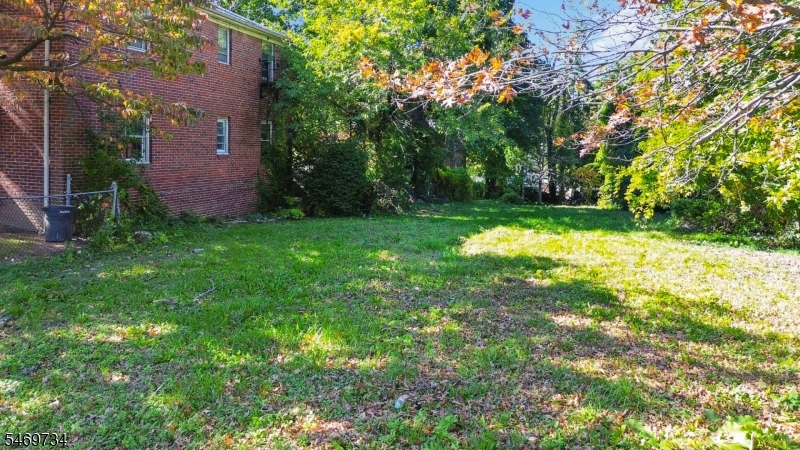 165 S Munn Ave, East Orange City