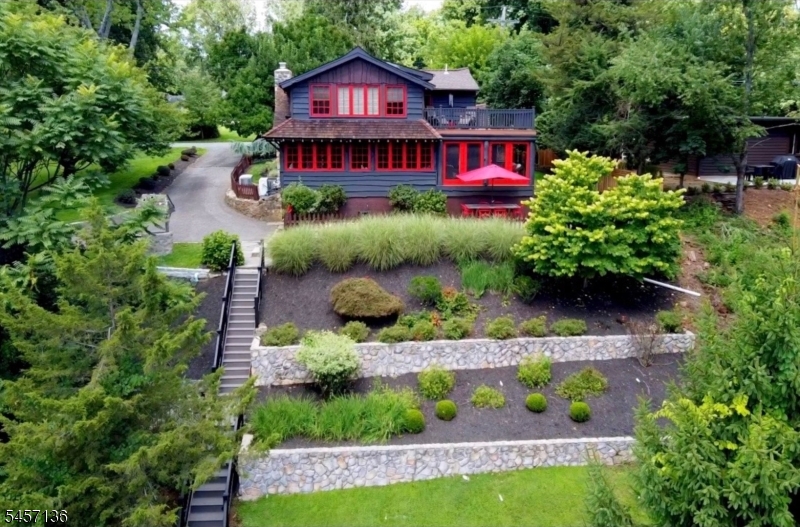22 Lake Trail, Harding Twp.