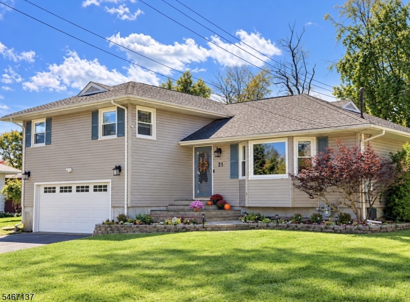 21 Alan Ln, Mine Hill Twp.