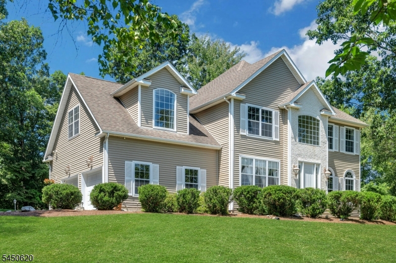 6 Sabine Ln, Hardyston Twp.