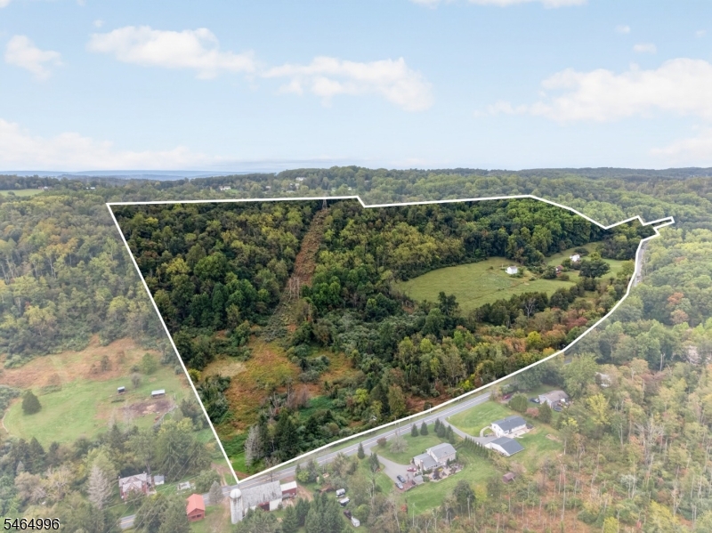 170 CHURCH ROAD, Holland Twp.