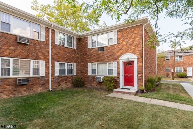 1269 Valley Unit B, Wayne Twp.