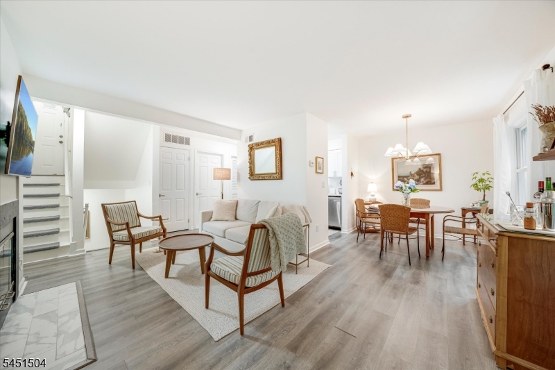 34 Loantaka Way Unit K, Madison Boro