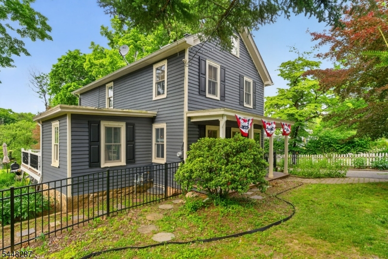 79 W Main St, Mendham Boro