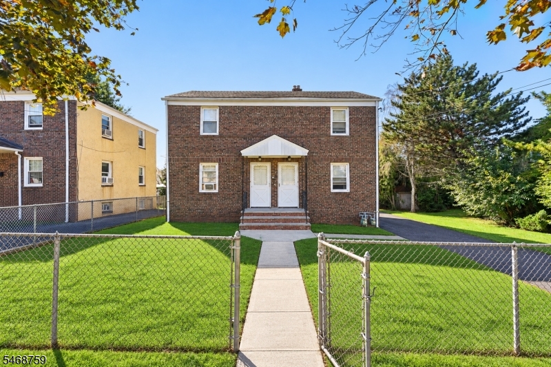 423 Spruce, Linden City