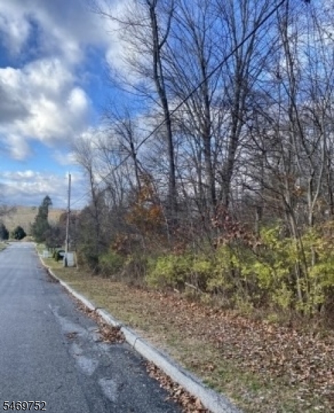 6 Myrtle Dr, Montague Twp.