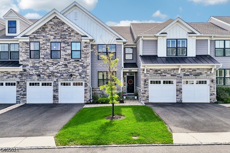 14 Monmouth Rd, Warren Twp.