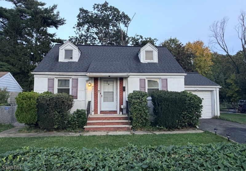 421 Brookside Dr, Roselle Boro
