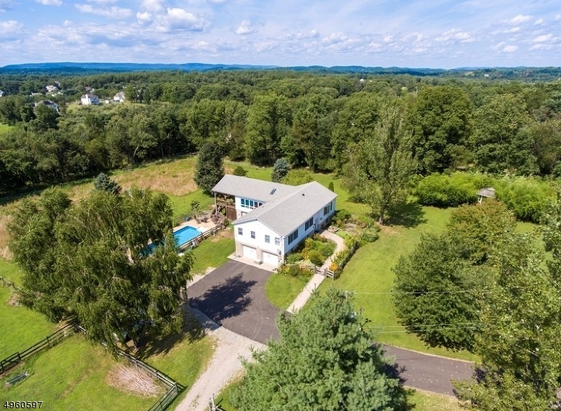 31 Pierce Rd, Andover Twp.
