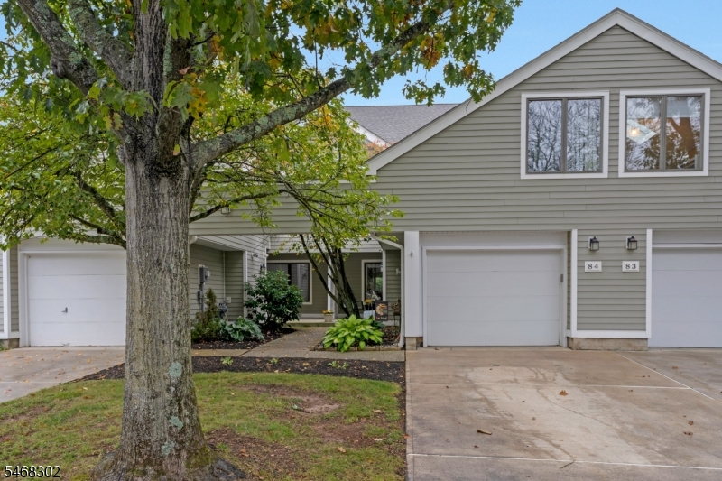 84 Hagerman Ct, Bridgewater Twp.