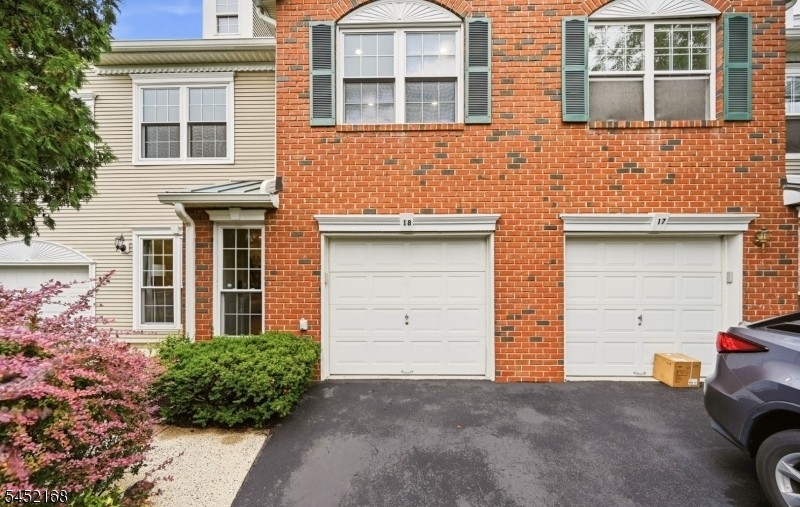 18 Clark Ct, Bernards Twp.