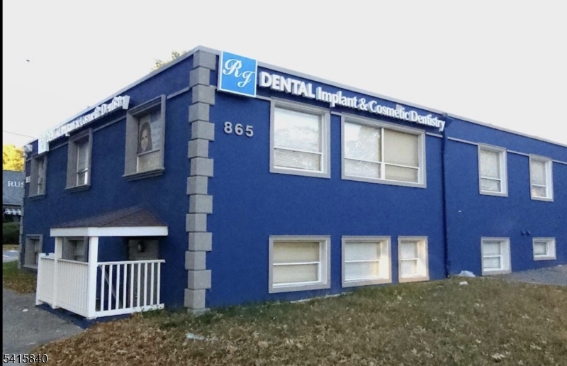 865 Teaneck Rd, Teaneck Twp.