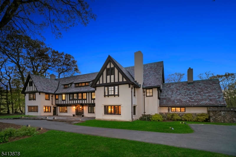 251 Mountainside Rd, Mendham Twp.