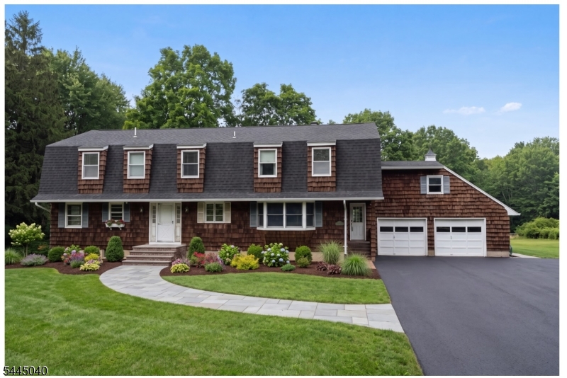 381 Drakestown Rd, Washington Twp.