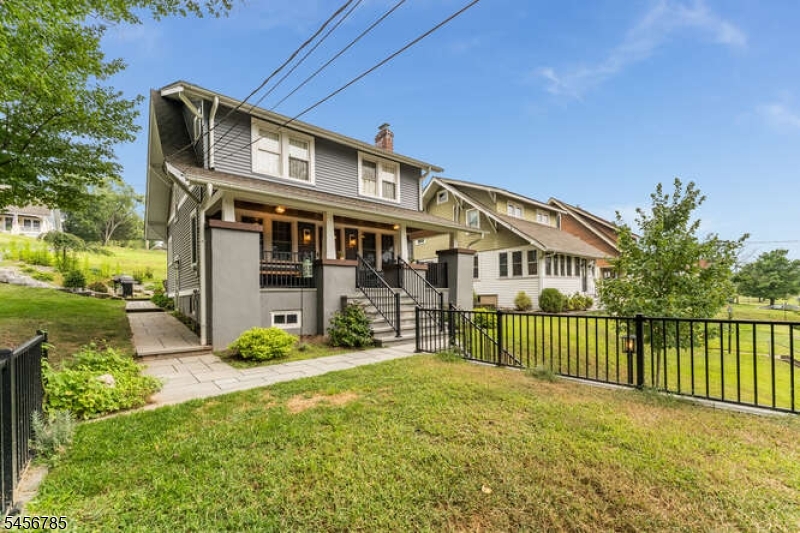 169 Leigh St, Clinton Town