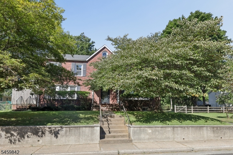 166 Crescent Ave, Waldwick Boro
