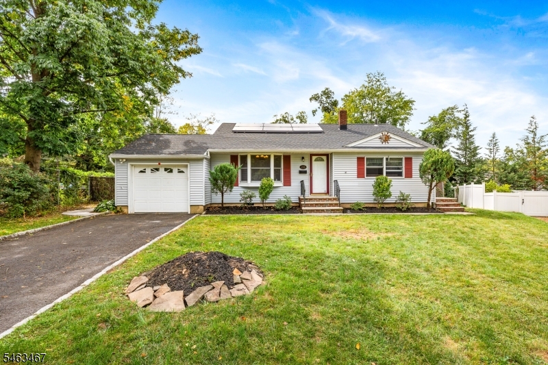233 Henry Ct, North Plainfield Boro