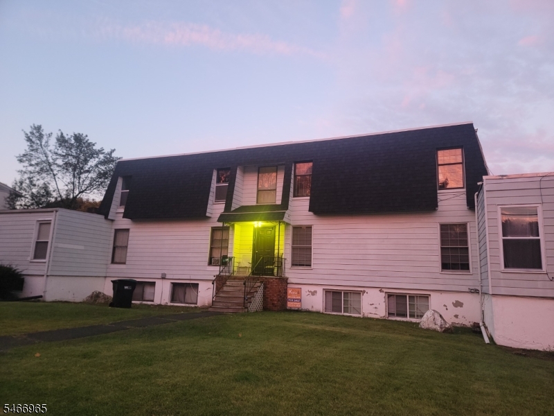 310 Lake Shore South Unit F, Montague Twp.