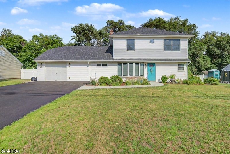 45 Leonard Ter, Wayne Twp.