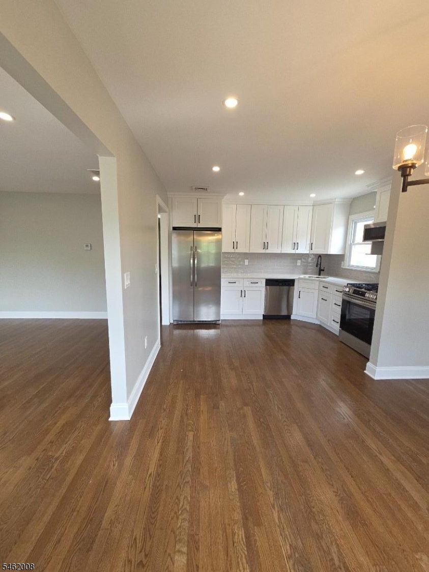 480 Boyden Ave Unit 2, Maplewood Twp.