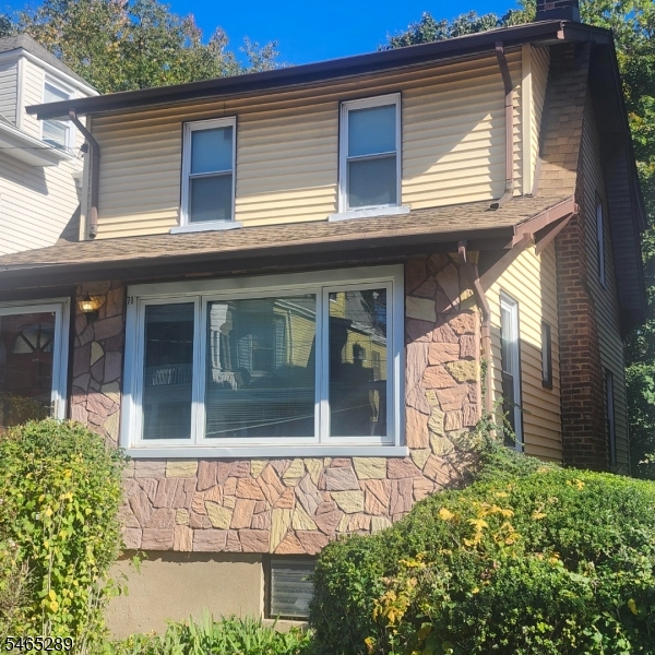70 Saint Paul Ave, Newark City