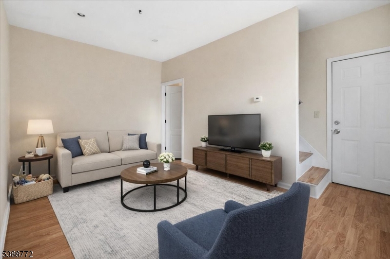 77 Swartswood Rd Unit d, Newton Town