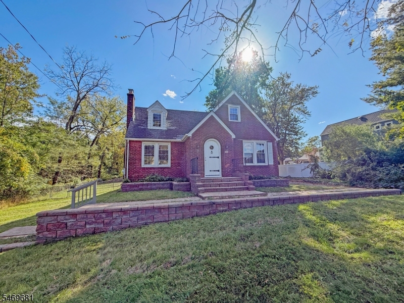 98 Troy Rd, East Hanover Twp.