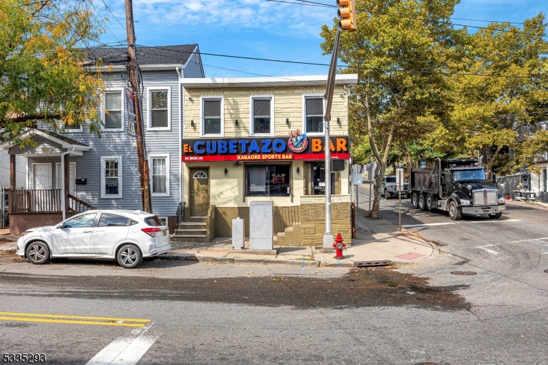 541 Union Ave, Paterson City