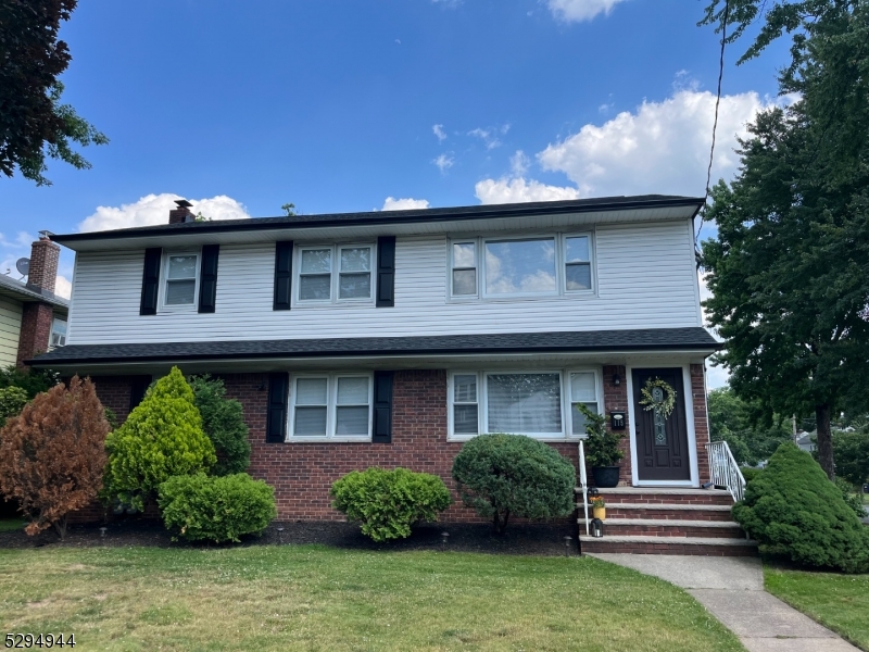 115 Burnside Ave Unit 2, Cranford Twp.