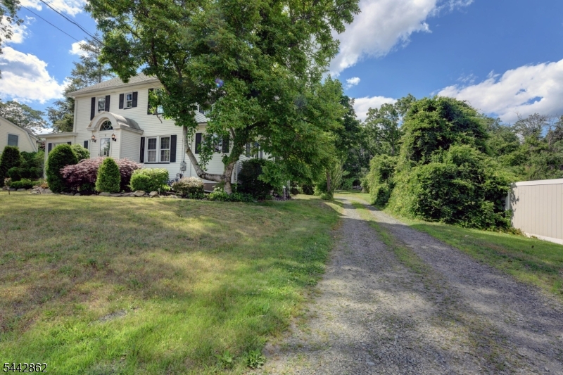 91 Minnisink Rd, Totowa Boro