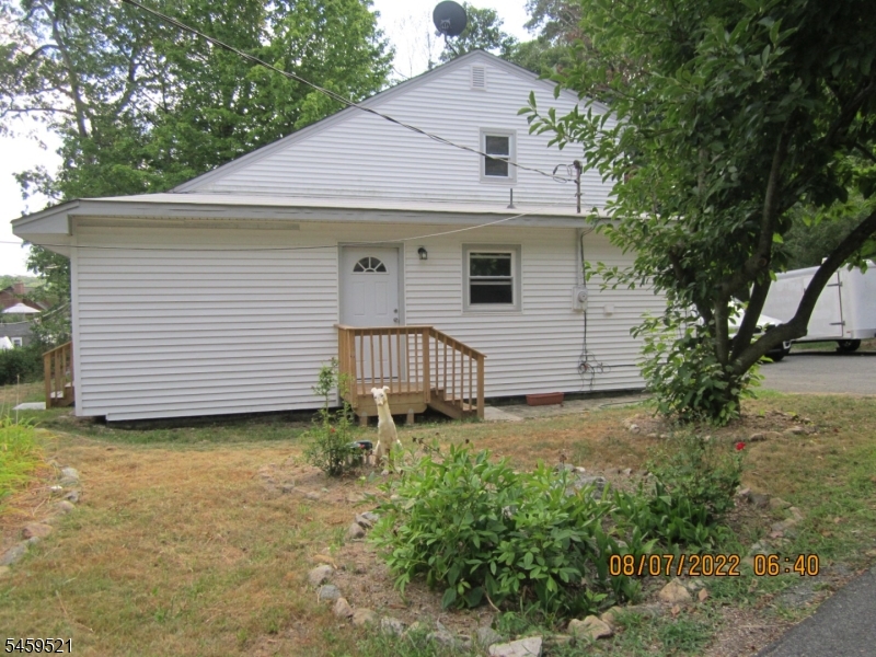 322 Squaw Trl, Hopatcong Boro