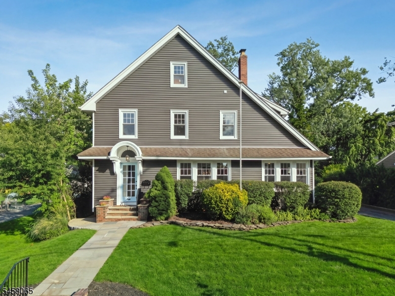 28 Oberlin St, Maplewood Twp.