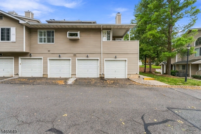 56 Bentley Ct, Bedminster Twp.