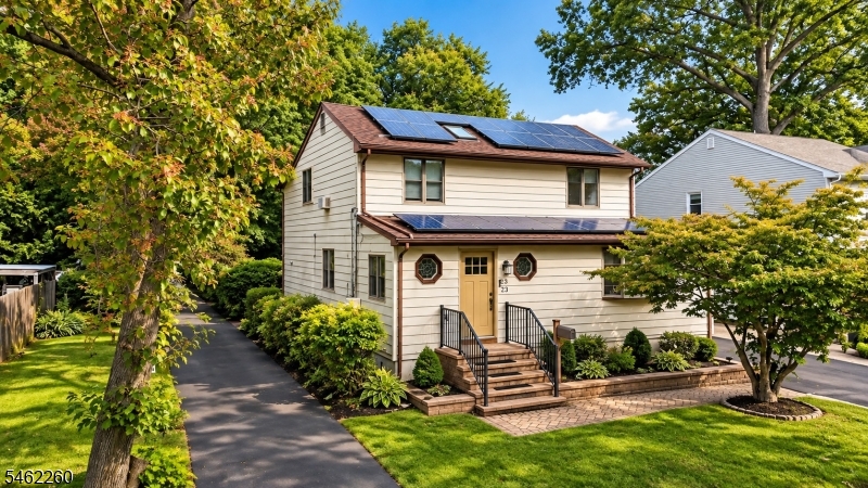 23 Evergreen Ave, Springfield Twp.