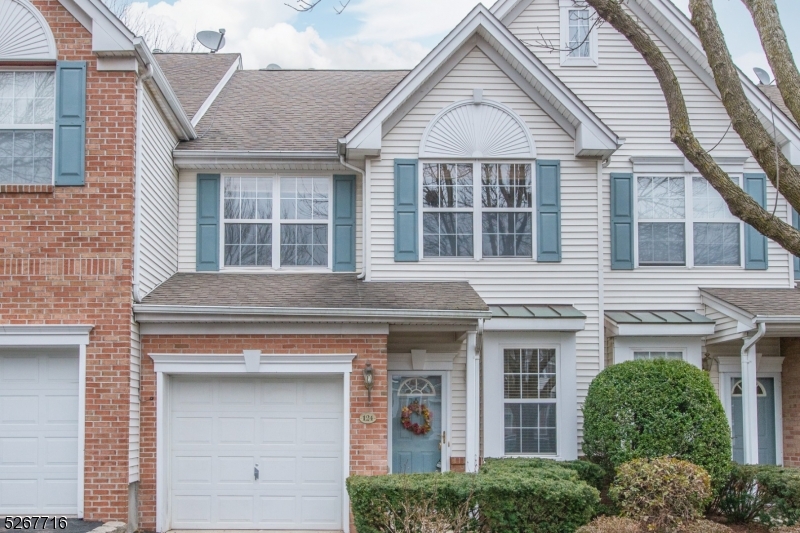 124 Stratford Dr, Nutley Twp.