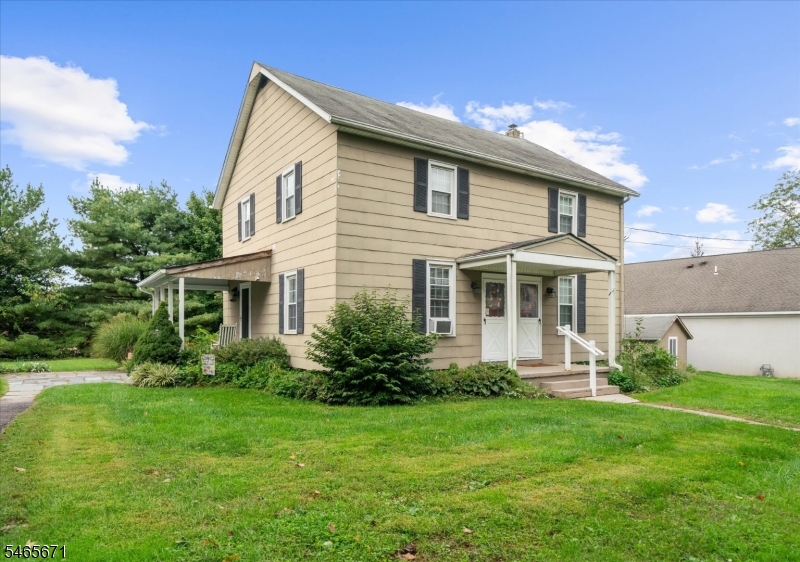 9 Hoffman Rd, Clinton Twp.