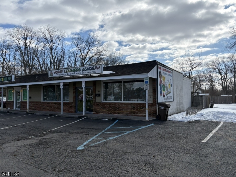 748 Bound Brook Rd, Middlesex Boro