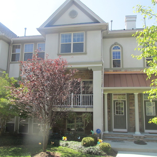 770 Green Ln Unit 770, Union Twp.