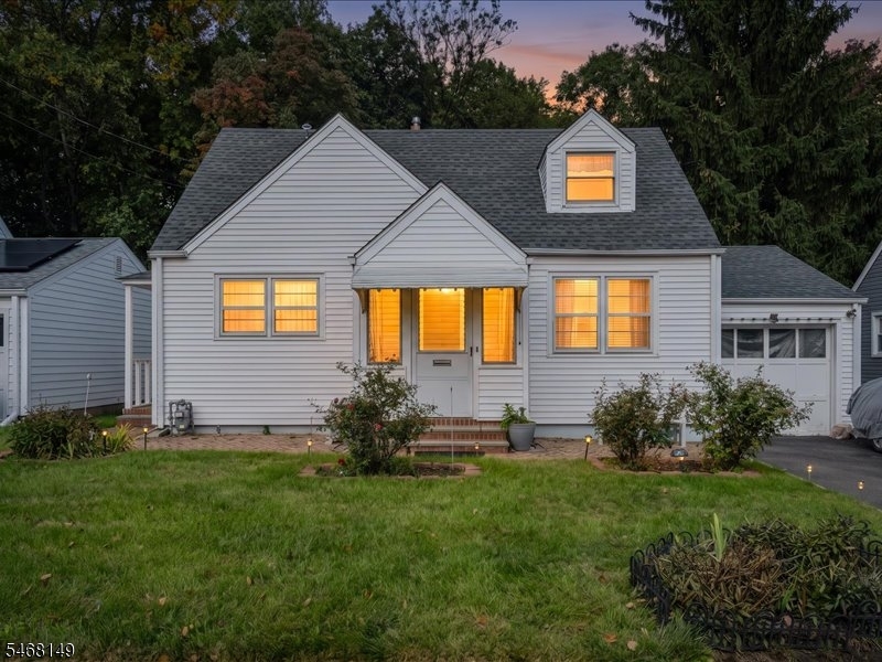 806 Pinewood Rd, Union Twp.
