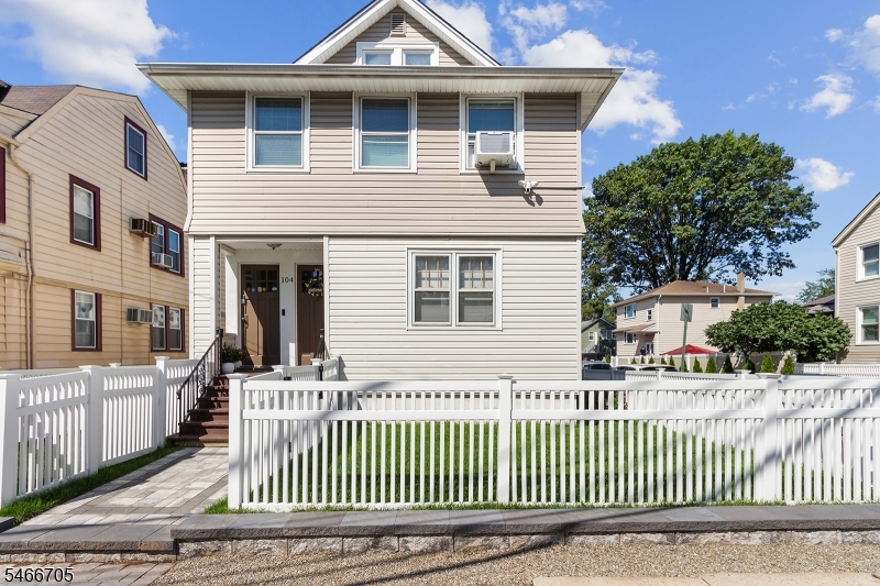 104 Walnut St, Bloomfield Twp.