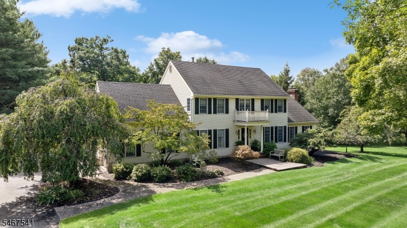 11 Ewing Dr, Raritan Twp.