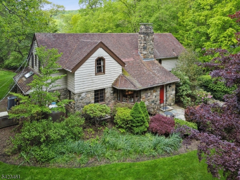 3 Lenape Dr, Montville Twp.