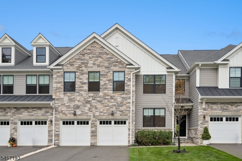 6 Concord Ct, Warren Twp.