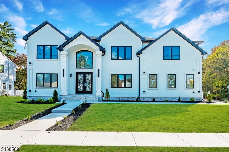 54 Nevsky St, Edison Twp.