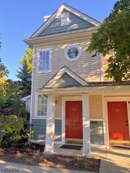 230 Old Farm Dr Unit 230, Allamuchy Twp.
