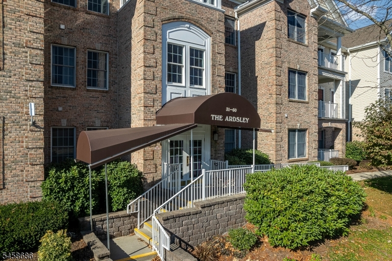 53 Ridgeview Ln, Mount Arlington Boro