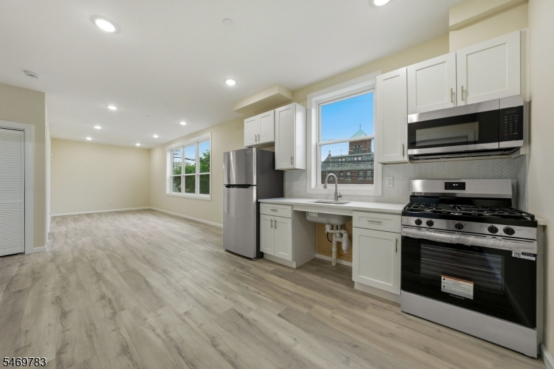 59 Cedar St Unit 201, Paterson City