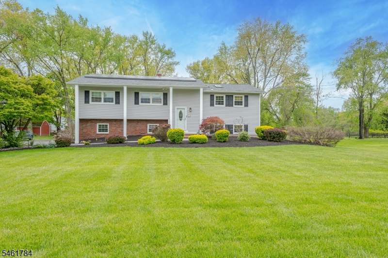 455 Township Line Rd, Montgomery Twp.